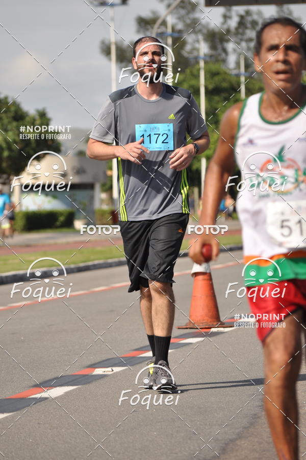 Buy your photos of the event21KES - Meia Maratona do Esprito Santo on Fotop