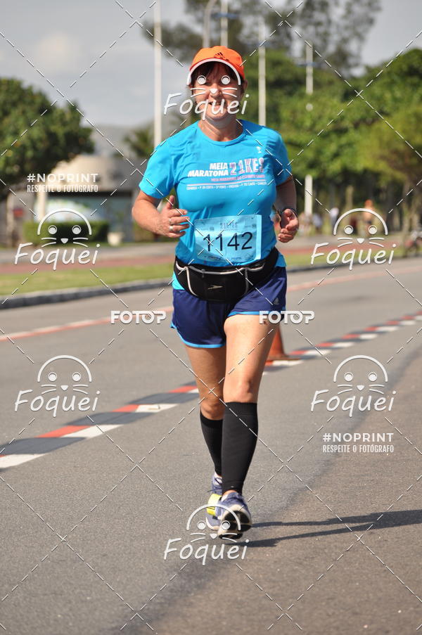Buy your photos of the event21KES - Meia Maratona do Esprito Santo on Fotop