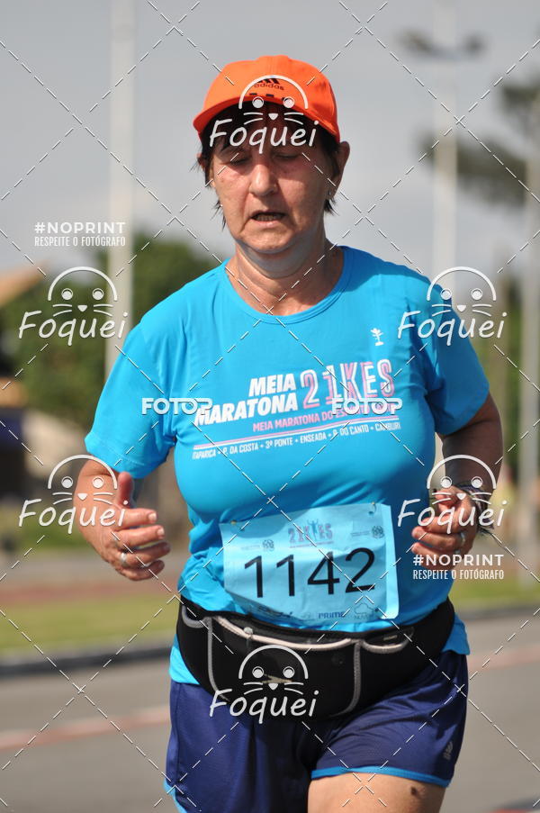 Buy your photos of the event21KES - Meia Maratona do Esprito Santo on Fotop
