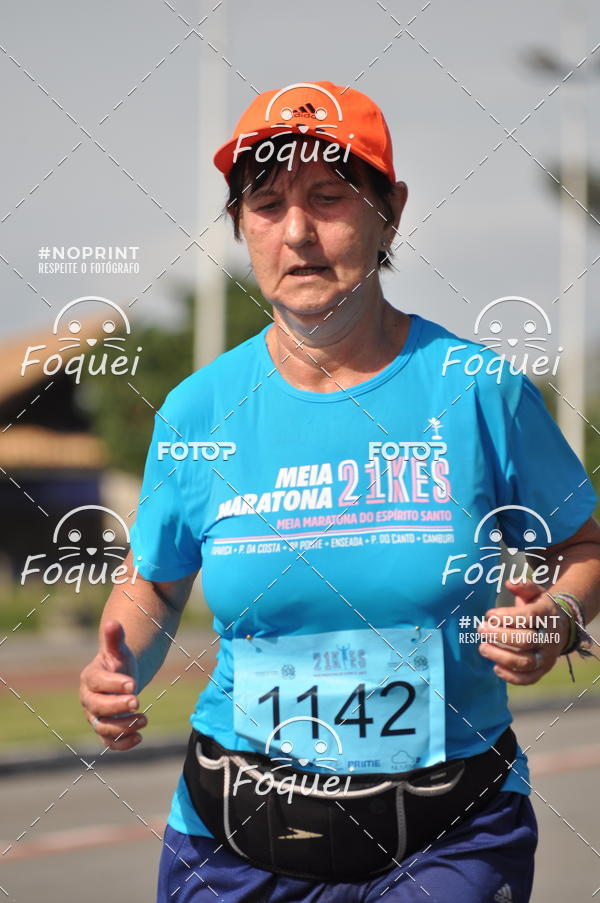 Buy your photos of the event21KES - Meia Maratona do Esprito Santo on Fotop