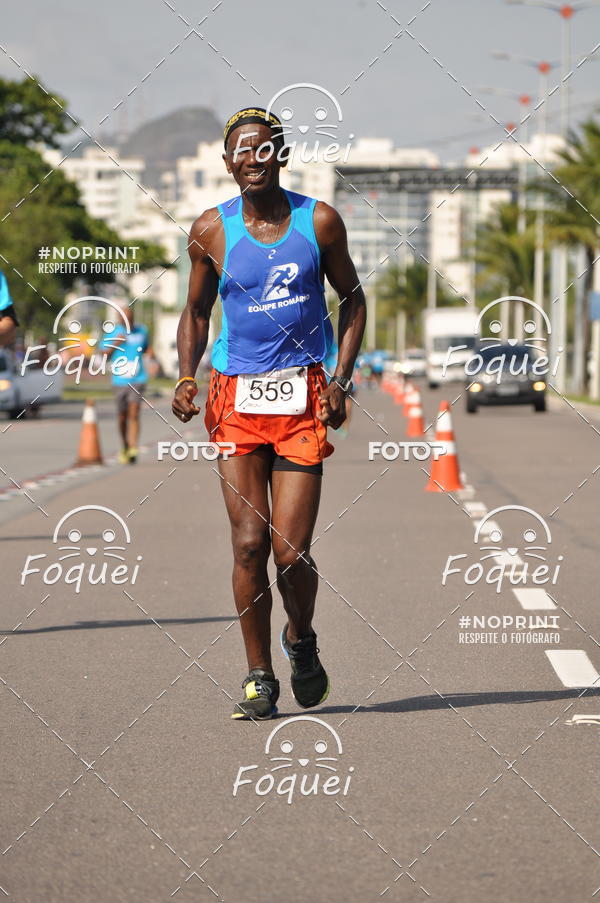 Buy your photos of the event21KES - Meia Maratona do Esprito Santo on Fotop