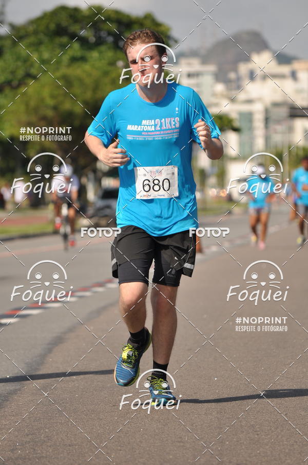 Buy your photos of the event21KES - Meia Maratona do Esprito Santo on Fotop