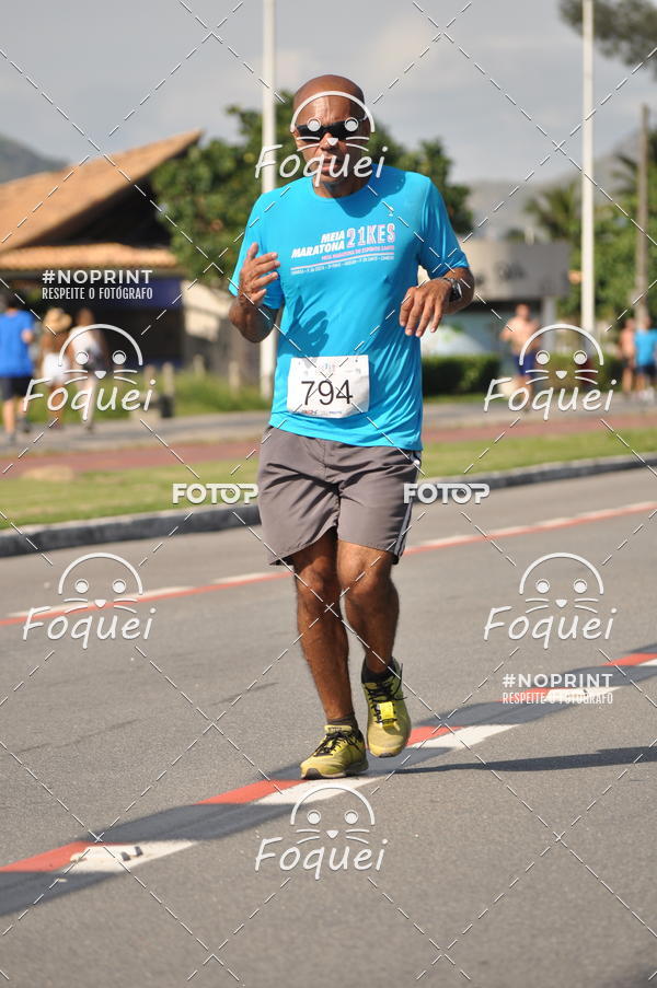 Buy your photos of the event21KES - Meia Maratona do Esprito Santo on Fotop