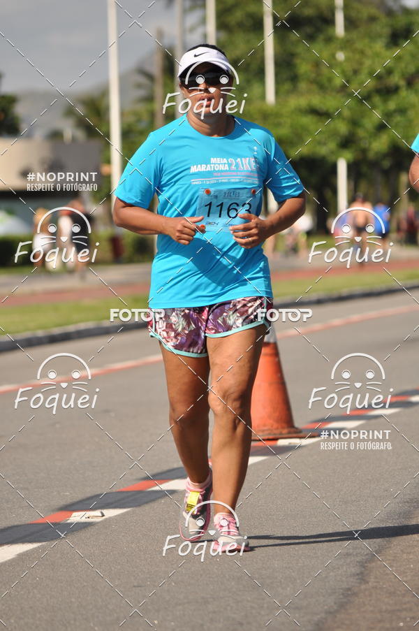 Buy your photos of the event21KES - Meia Maratona do Esprito Santo on Fotop