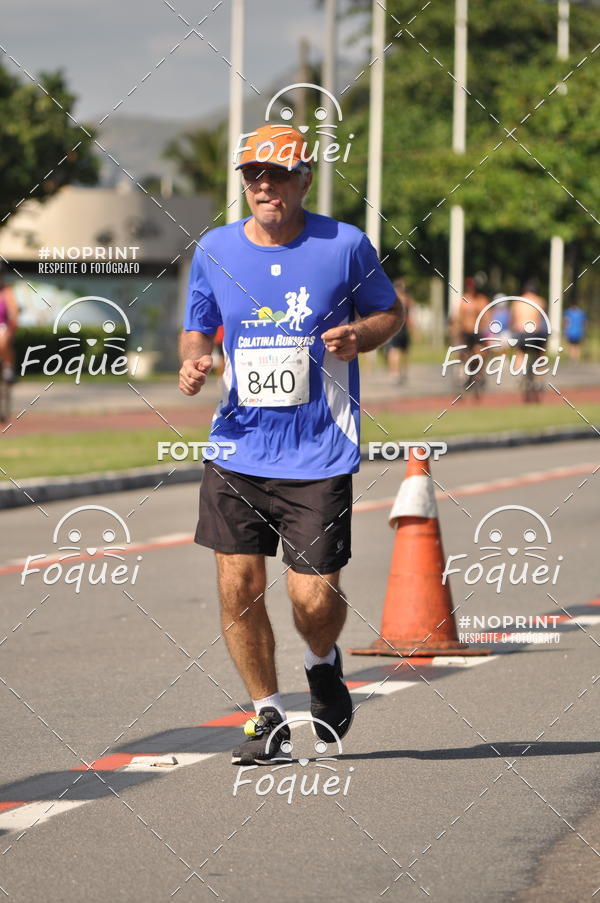Buy your photos of the event21KES - Meia Maratona do Esprito Santo on Fotop