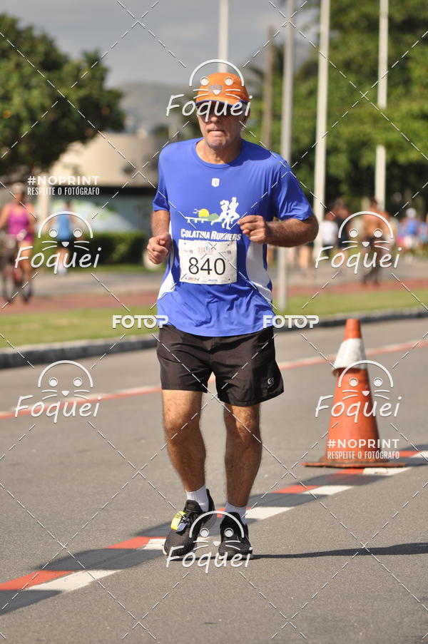 Buy your photos of the event21KES - Meia Maratona do Esprito Santo on Fotop
