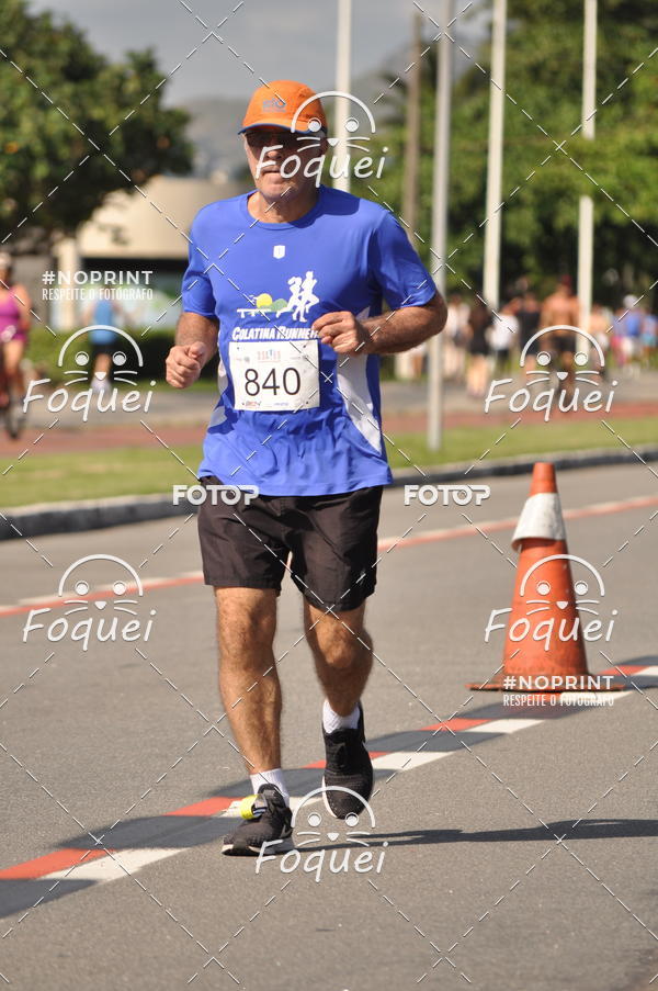 Buy your photos of the event21KES - Meia Maratona do Esprito Santo on Fotop