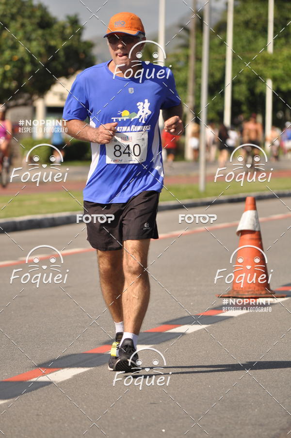 Buy your photos of the event21KES - Meia Maratona do Esprito Santo on Fotop