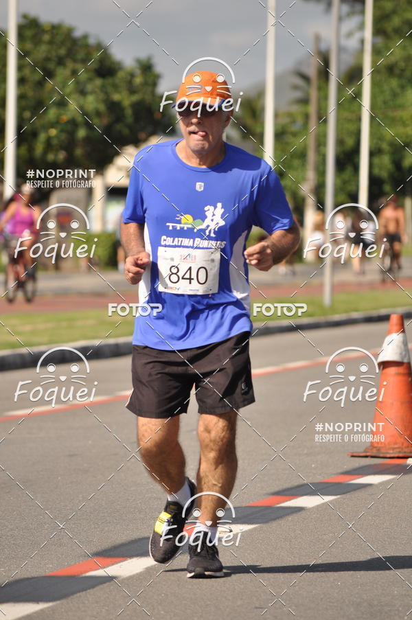 Buy your photos of the event21KES - Meia Maratona do Esprito Santo on Fotop