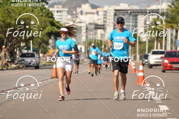 Buy your photos of the event21KES - Meia Maratona do Esprito Santo on Fotop