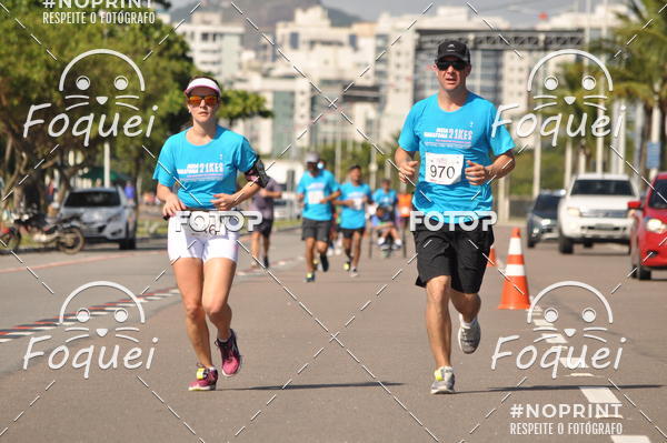Buy your photos of the event21KES - Meia Maratona do Esprito Santo on Fotop