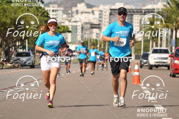 Buy your photos of the event21KES - Meia Maratona do Esprito Santo on Fotop