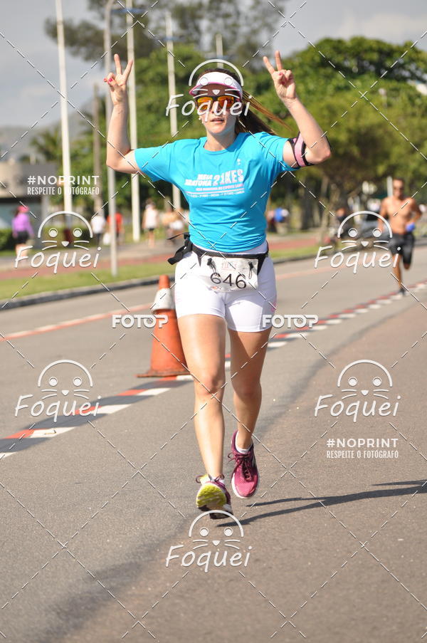 Buy your photos of the event21KES - Meia Maratona do Esprito Santo on Fotop
