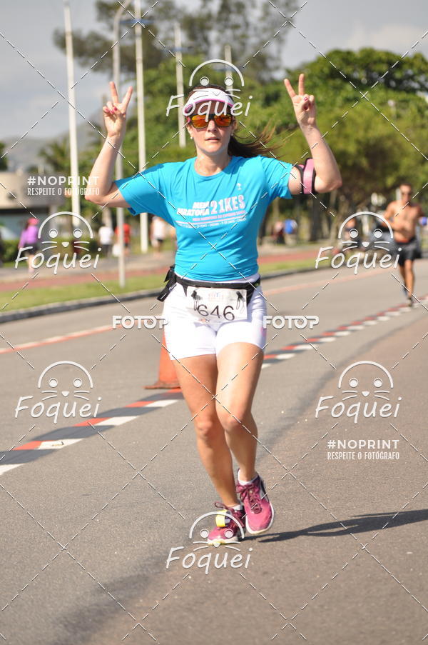 Buy your photos of the event21KES - Meia Maratona do Esprito Santo on Fotop