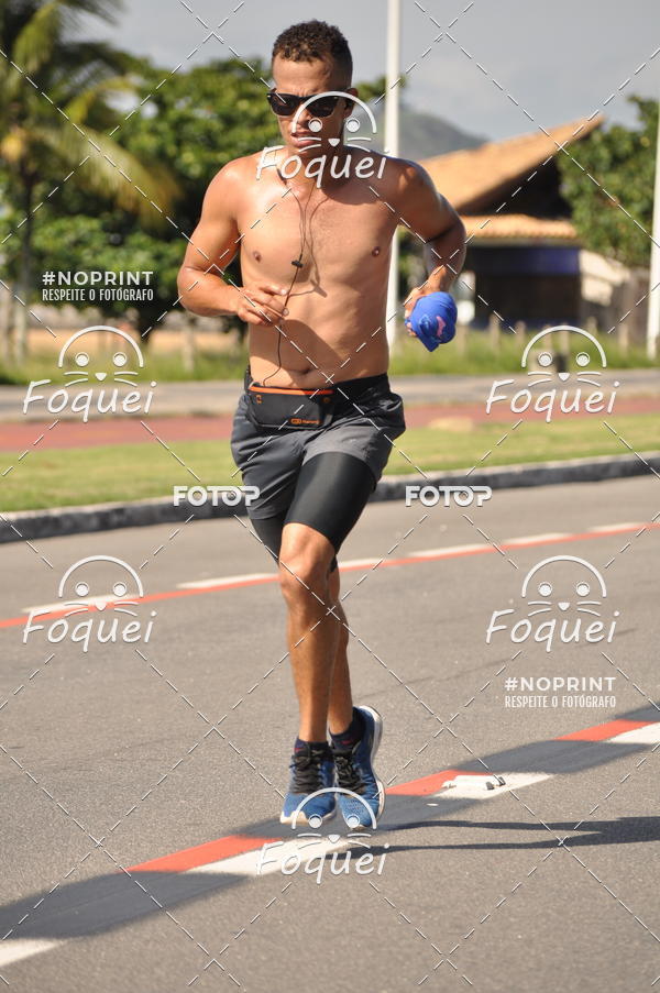 Buy your photos of the event21KES - Meia Maratona do Esprito Santo on Fotop