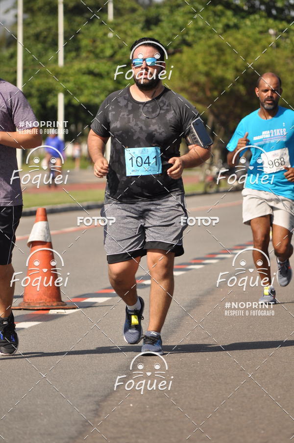 Buy your photos of the event21KES - Meia Maratona do Esprito Santo on Fotop