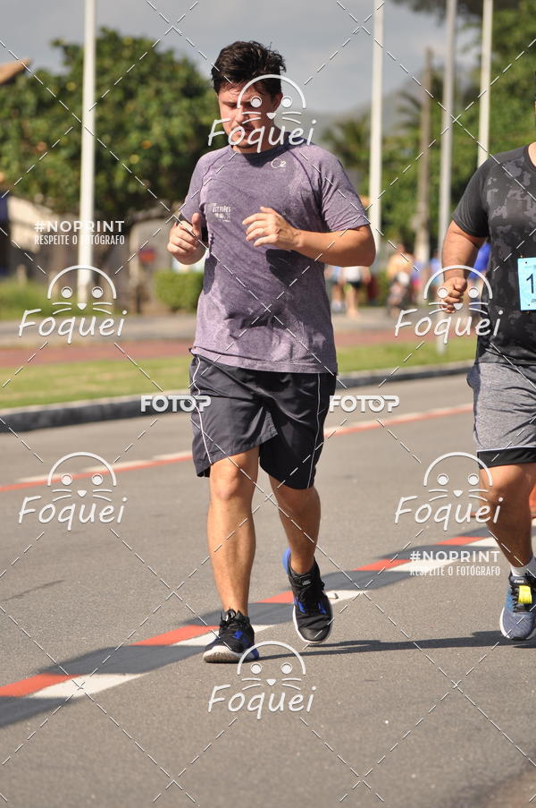 Buy your photos of the event21KES - Meia Maratona do Esprito Santo on Fotop