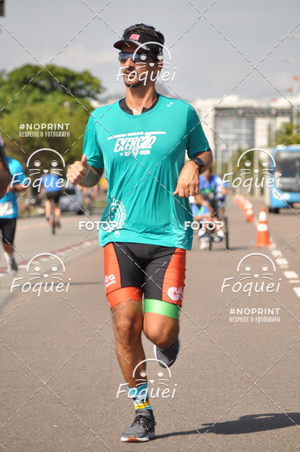 Buy your photos of the event21KES - Meia Maratona do Esprito Santo on Fotop