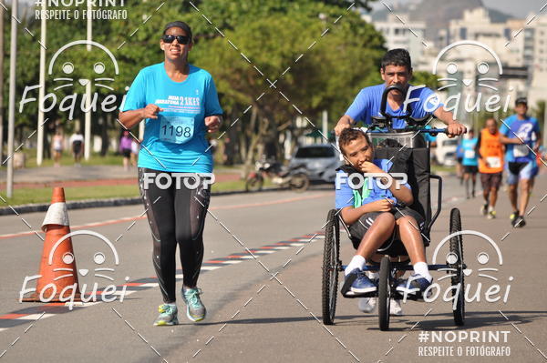 Buy your photos of the event21KES - Meia Maratona do Esprito Santo on Fotop