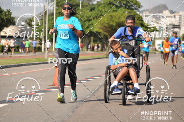 Buy your photos of the event21KES - Meia Maratona do Esprito Santo on Fotop