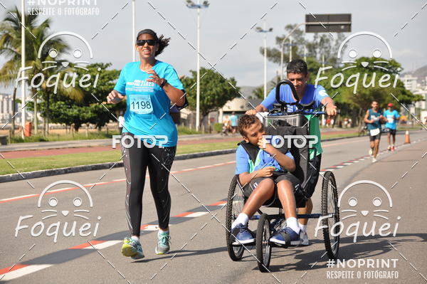 Buy your photos of the event21KES - Meia Maratona do Esprito Santo on Fotop