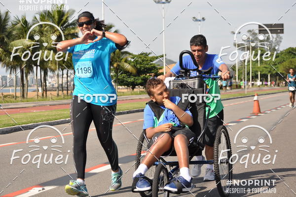 Buy your photos of the event21KES - Meia Maratona do Esprito Santo on Fotop