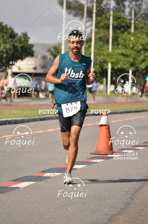 Buy your photos of the event21KES - Meia Maratona do Esprito Santo on Fotop