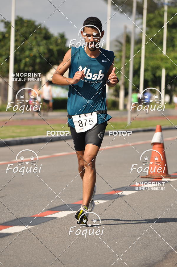 Buy your photos of the event21KES - Meia Maratona do Esprito Santo on Fotop