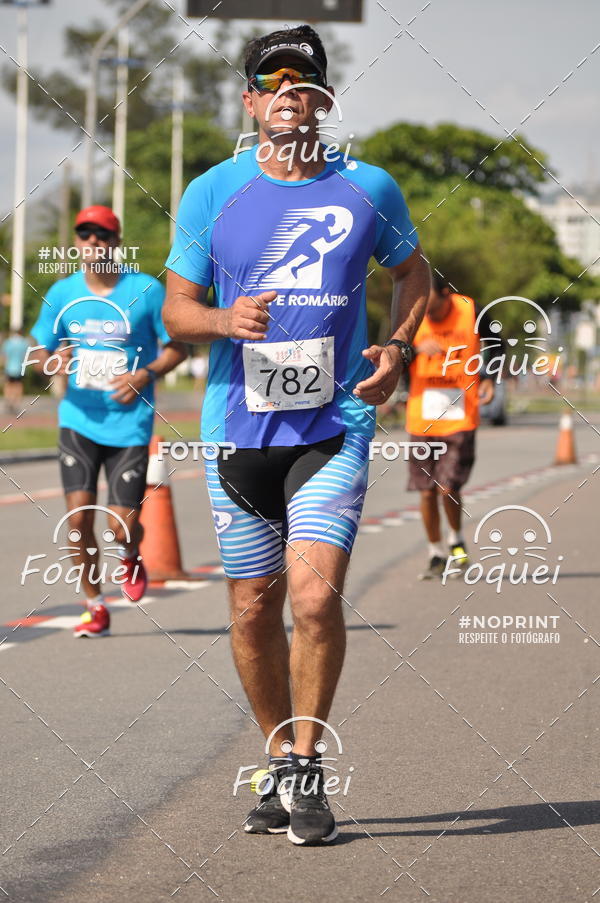 Buy your photos of the event21KES - Meia Maratona do Esprito Santo on Fotop