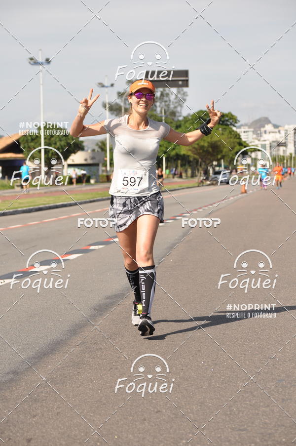Buy your photos of the event21KES - Meia Maratona do Esprito Santo on Fotop