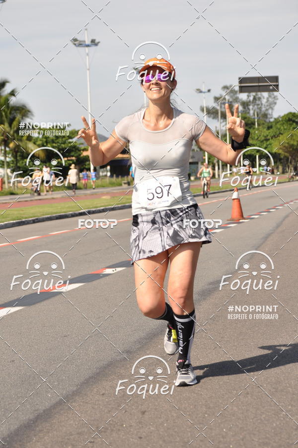 Buy your photos of the event21KES - Meia Maratona do Esprito Santo on Fotop