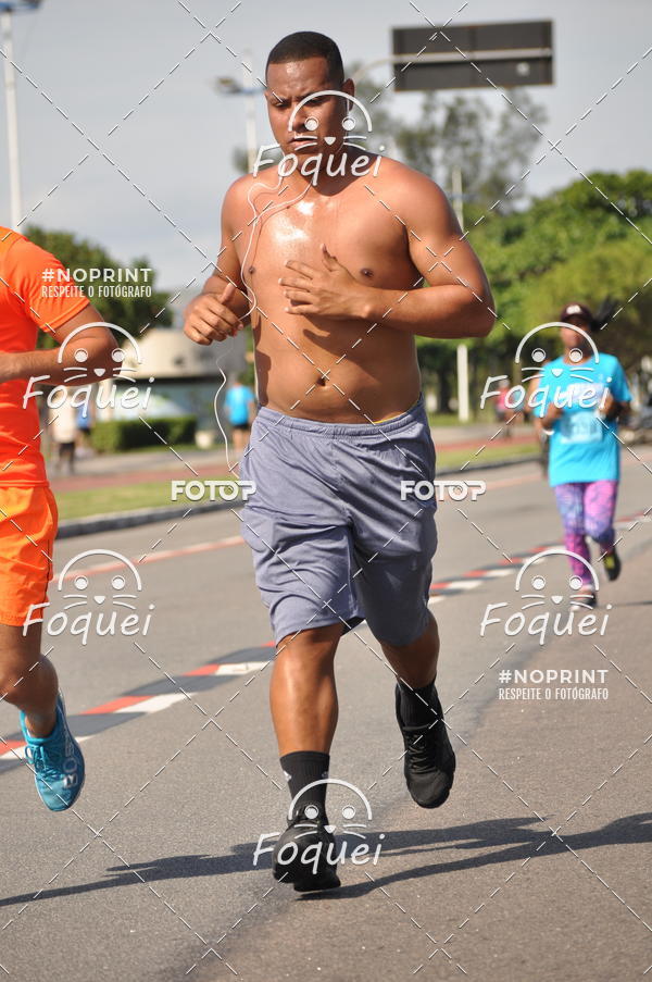Buy your photos of the event21KES - Meia Maratona do Esprito Santo on Fotop