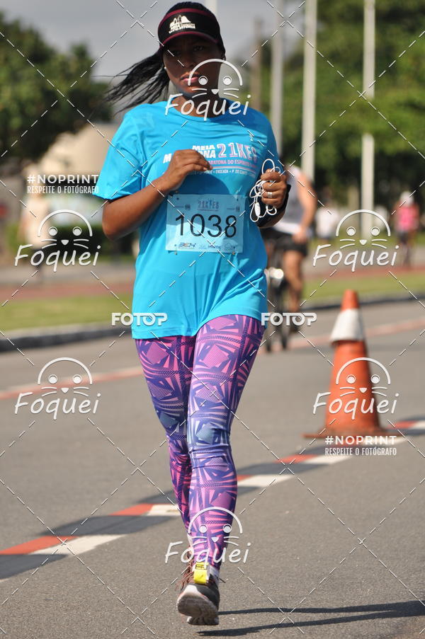 Buy your photos of the event21KES - Meia Maratona do Esprito Santo on Fotop
