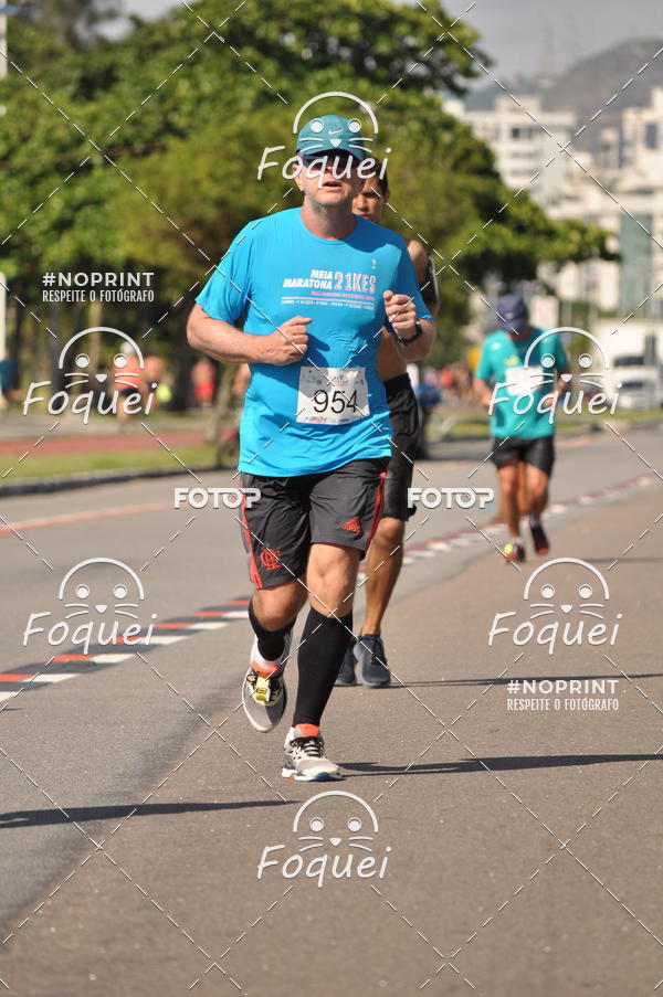 Compra tus fotos del evento21KES - Meia Maratona do Esprito Santo En Fotop