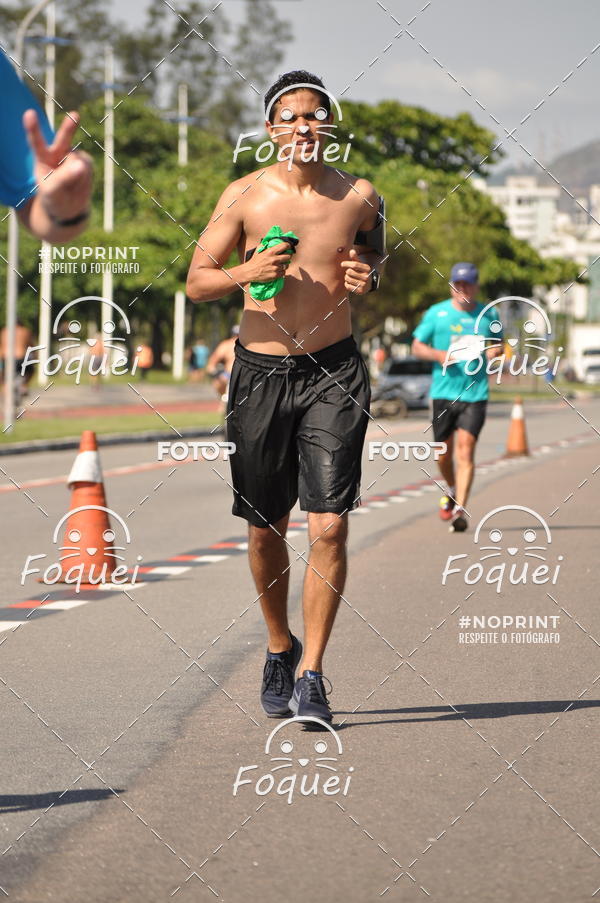 Compra tus fotos del evento21KES - Meia Maratona do Esprito Santo En Fotop