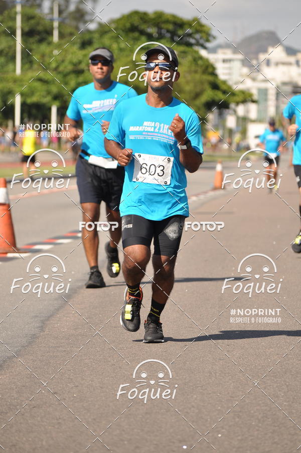 Acquista le foto dell'evento21KES - Meia Maratona do Esprito Santo in Fotop