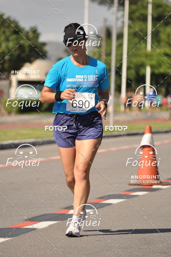 Compra tus fotos del evento21KES - Meia Maratona do Esprito Santo En Fotop