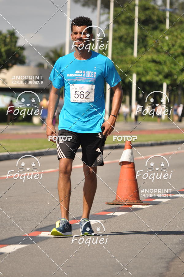 Achetez vos photos de l'vnement21KES - Meia Maratona do Esprito Santo sur Fotop