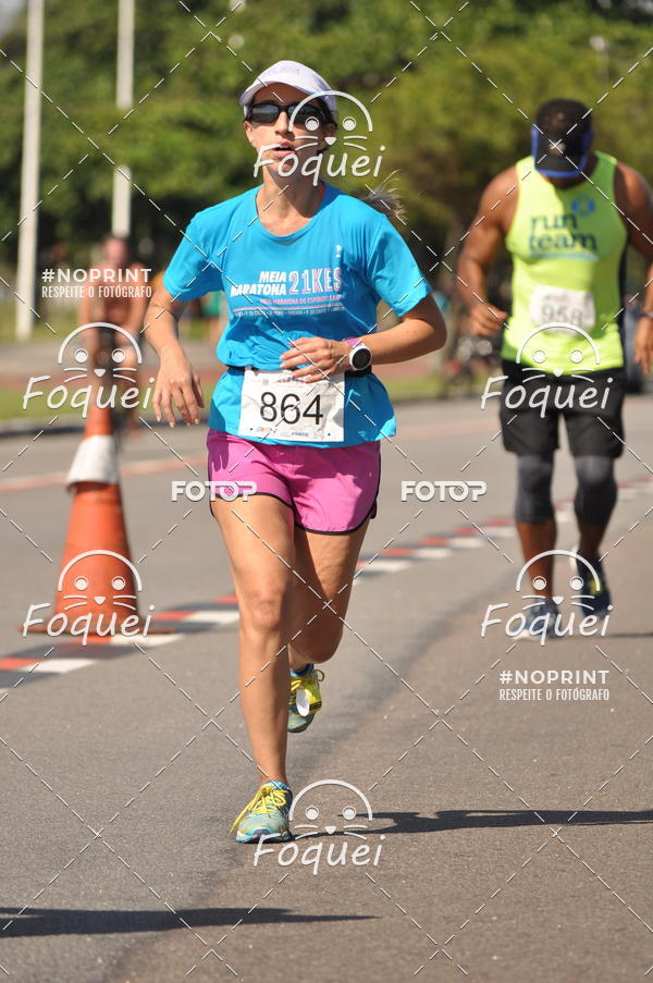 Acquista le foto dell'evento21KES - Meia Maratona do Esprito Santo in Fotop