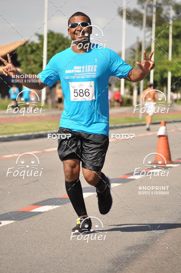 Acquista le foto dell'evento21KES - Meia Maratona do Esprito Santo in Fotop