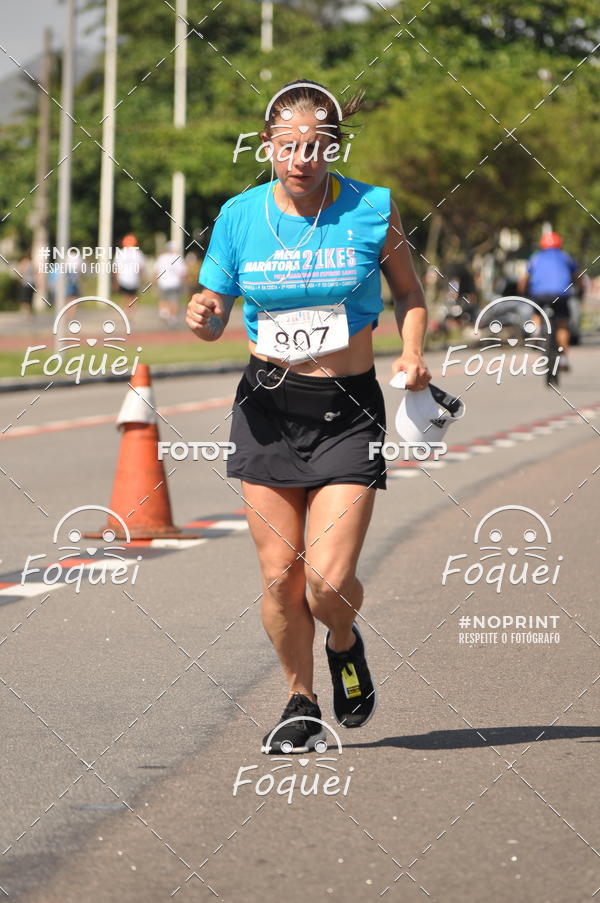 Compra tus fotos del evento21KES - Meia Maratona do Esprito Santo En Fotop