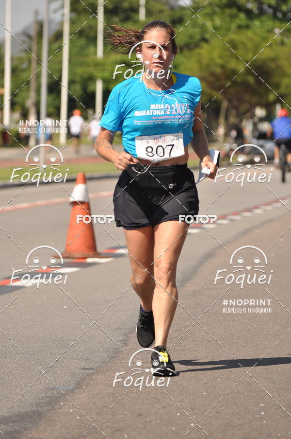 Compra tus fotos del evento21KES - Meia Maratona do Esprito Santo En Fotop