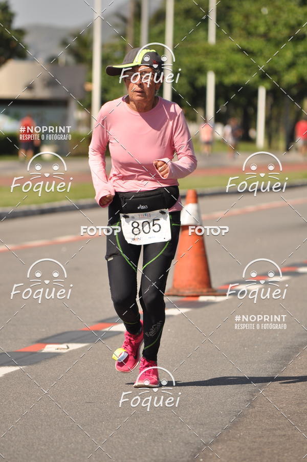 Buy your photos of the event21KES - Meia Maratona do Esprito Santo on Fotop