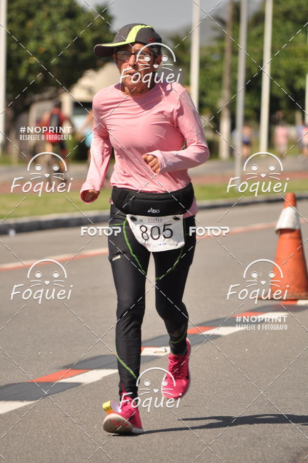 Buy your photos of the event21KES - Meia Maratona do Esprito Santo on Fotop