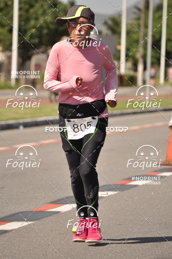 Buy your photos of the event21KES - Meia Maratona do Esprito Santo on Fotop