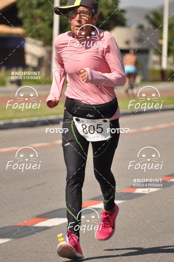 Buy your photos of the event21KES - Meia Maratona do Esprito Santo on Fotop