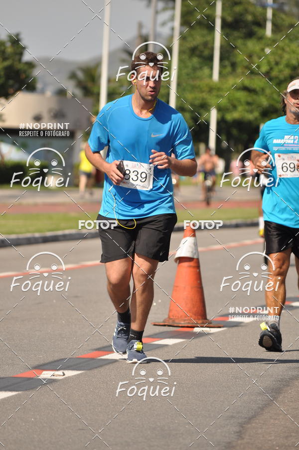 Buy your photos of the event21KES - Meia Maratona do Esprito Santo on Fotop