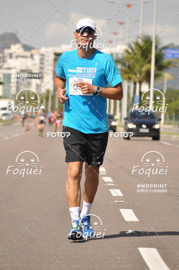 Compra tus fotos del evento21KES - Meia Maratona do Esprito Santo En Fotop