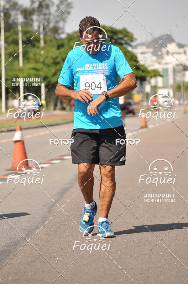 Achetez vos photos de l'vnement21KES - Meia Maratona do Esprito Santo sur Fotop