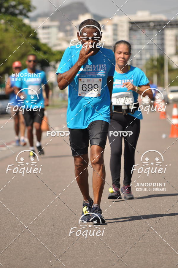 Acquista le foto dell'evento21KES - Meia Maratona do Esprito Santo in Fotop